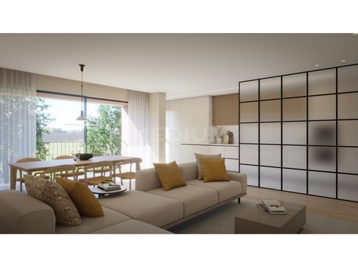 Appartement in Trofa, Distrito do Porto