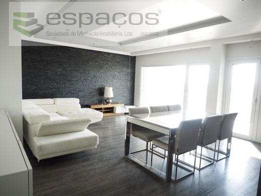 Piso / Apartamento en Loures, Lisboa