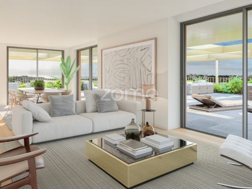 Apartment / Etagenwohnung in Vila Nova de Gaia, Distrito do Porto