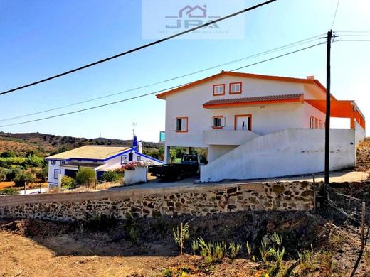 Einfamilienhaus in Castro Marim, Distrito de Faro