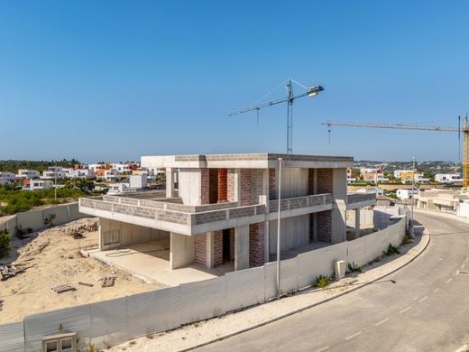 Terreno - Óbidos, Leiria