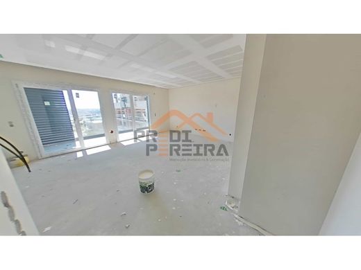 Квартира, Loures, Distrito de Lisboa