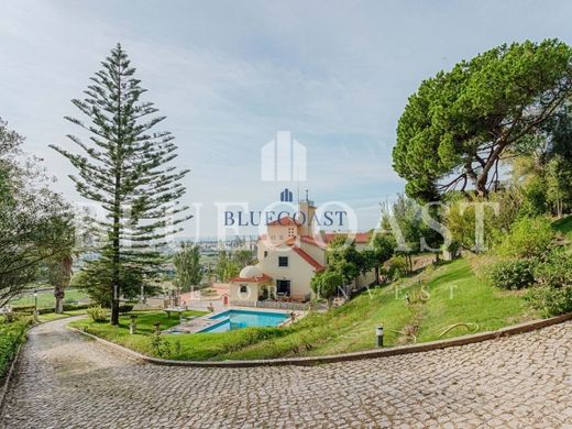 Mansion in Almada, Distrito de Setúbal