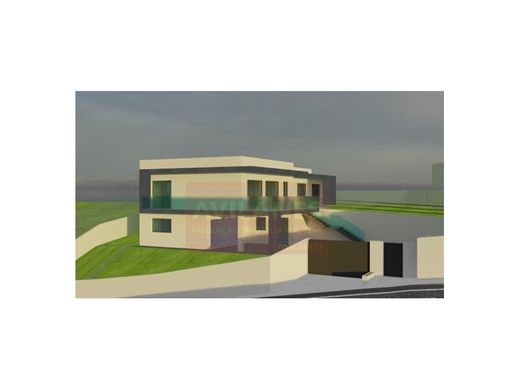 Luxus-Haus in Santa Maria da Feira, Distrito de Aveiro