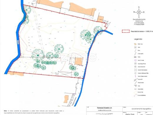 أرض ﻓﻲ فيلا نوا دغايا
, Vila Nova de Gaia