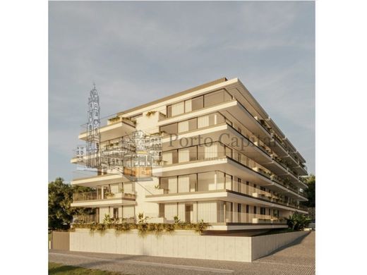 ヴィラ・ノヴァ・デ・ガイア
, Vila Nova de Gaiaのアパートメント