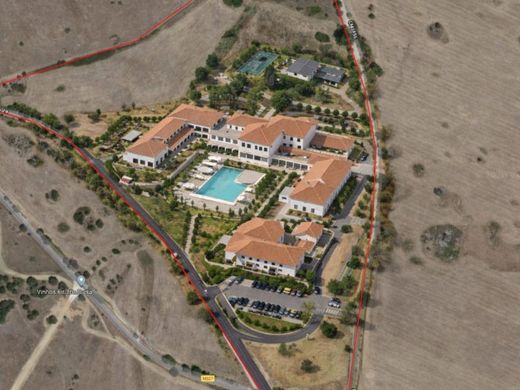 Land in Evora, Évora