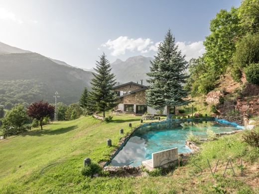 Luxury home in Sesué, Province of Huesca