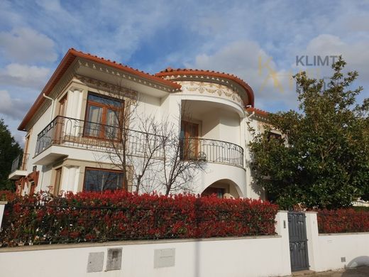 منزل ﻓﻲ Covilhã, Distrito de Castelo Branco