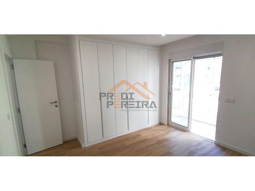 Appartamento a Amadora, Lisbona