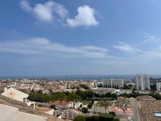 Двухуровневые апартаменты, Бенальмадена, Provincia de Málaga