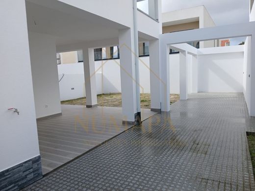 Casa de lujo en Fernao Ferro, Seixal