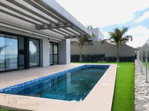 Luxury home in Adeje, Province of Santa Cruz de Tenerife