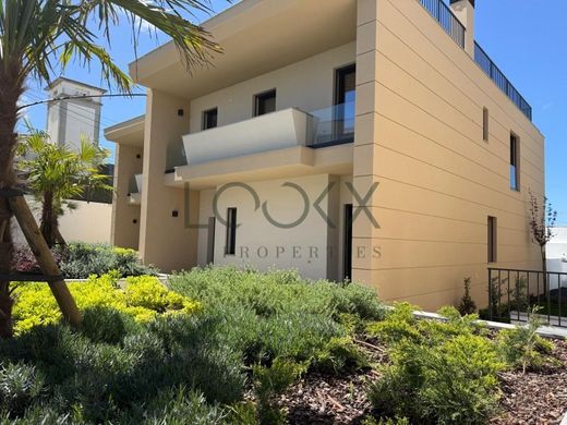 Semidetached House in Cascais, Lisbon