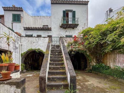Luxury home in Ponta Delgada, Azores