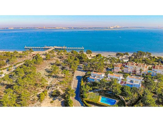 Αγροτεμάχιο σε Sol Tróia, Grândola