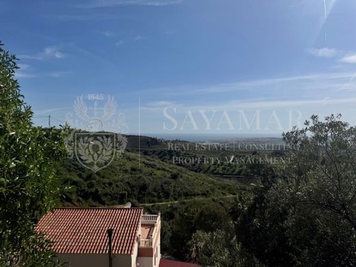 Villa in Arenas, Malaga