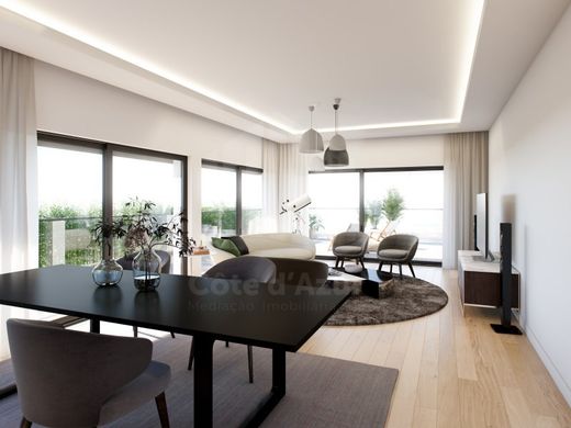 Piso / Apartamento en Almada, Setúbal