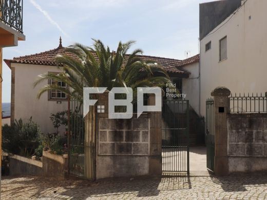 Villa in São João da Pesqueira, Distrito de Viseu