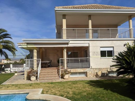 Luxury home in Petrel, Alicante