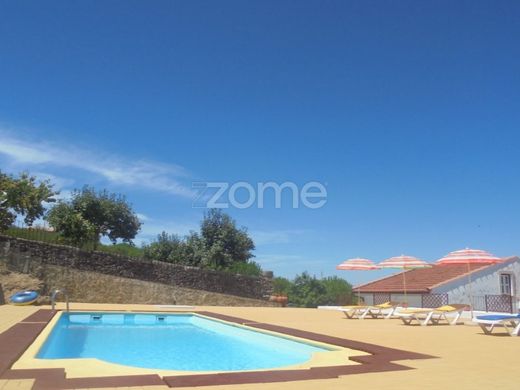 Luxury home in São João da Pesqueira, Distrito de Viseu