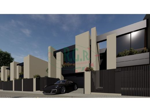 Casa Geminada - Gondomar, Porto