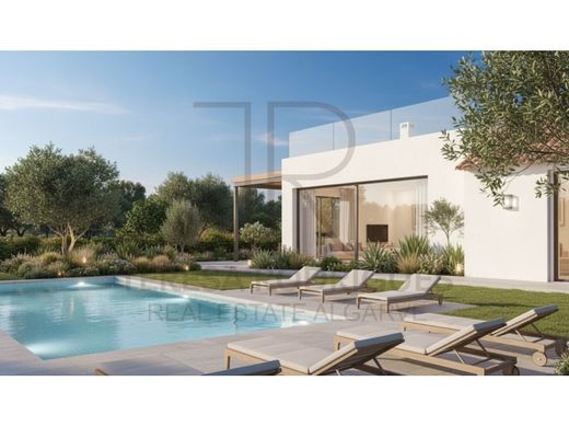 Land in Loulé, Distrito de Faro