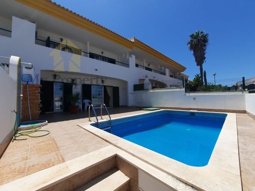 다세대 빌라 / Albufeira, Distrito de Faro
