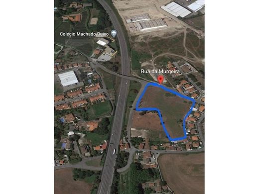 Terreno a Vila Nova de Famalicão, Distrito de Braga