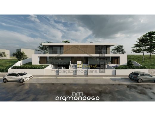 Συγκρότημα ανεξάρτητων κατοικιών σε Κόιμπρα, Coimbra