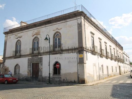 Особняк, Серпа, Serpa