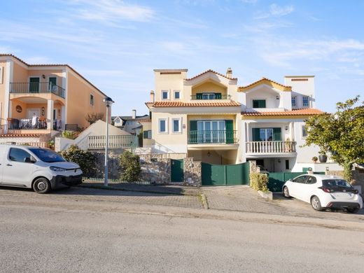 Semidetached House in Torres Vedras, Lisbon