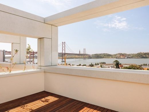 Luxury home in Lisbon