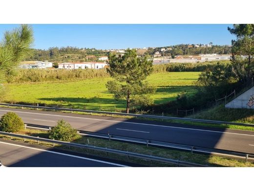 Terreno a Caldas da Rainha, Distrito de Leiria