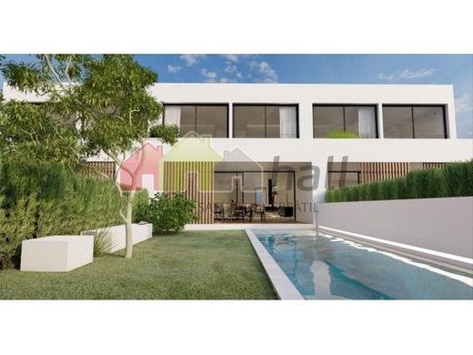 半独立式房屋  塞图巴尔, Setúbal