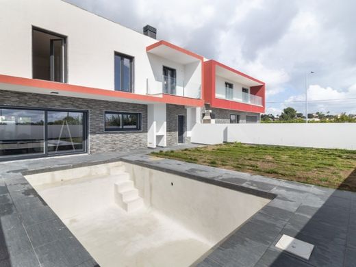 Villa multifamiliale à Palmela, Distrito de Setúbal