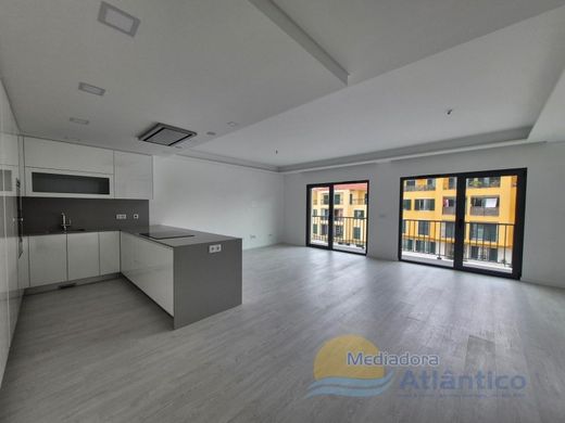 Apartment / Etagenwohnung in Mafra, Lissabon