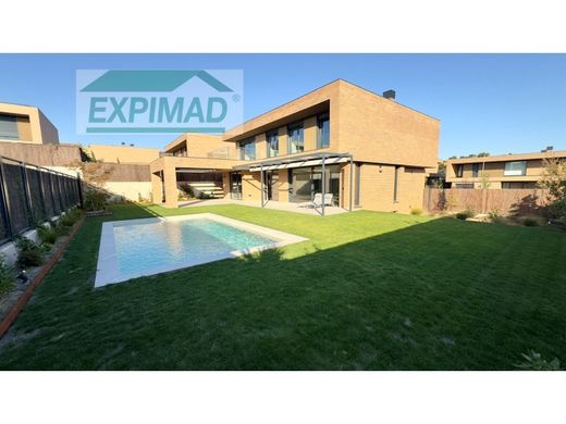 Casa di lusso a Las Rozas de Madrid, Provincia de Madrid