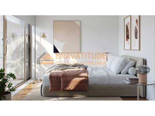 Semidetached House in Vila Nova de Gaia, Distrito do Porto