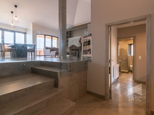 Apartment / Etagenwohnung in Cascais, Lissabon