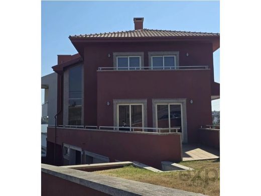 호화 저택 / Santa Maria da Feira, Distrito de Aveiro