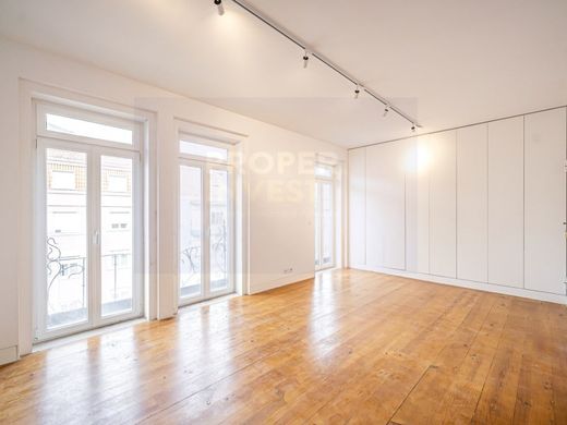 Duplex in Avenidas Novas, Lisbon