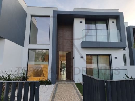 Luxus-Haus in Loulé, Distrito de Faro