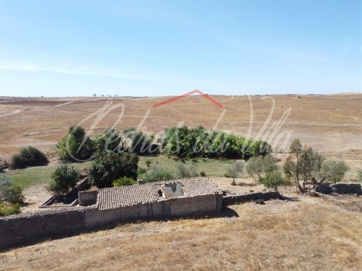 Ferme à Castro Verde, Distrito de Beja