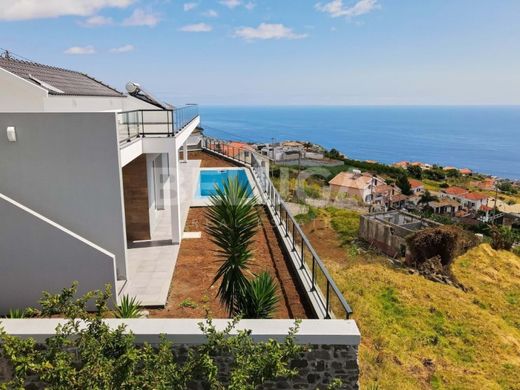 Luxury home in Ponta do Sol, Madeira