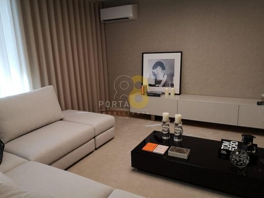Appartement in Vila Nova de Gaia, Distrito do Porto