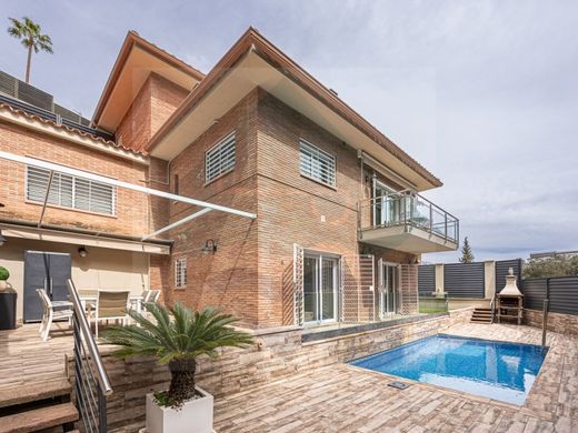 Detached House in Alella, Province of Barcelona