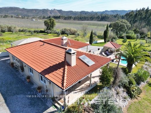 Casa de lujo en Ferreira do Zêzere, Santarém