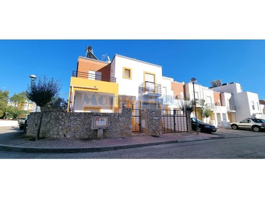 Mehrfamilienhaus in Tavira, Distrito de Faro