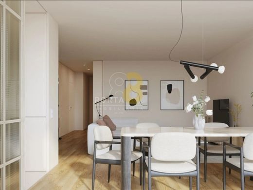 Apartment / Etagenwohnung in Matosinhos, Distrito do Porto